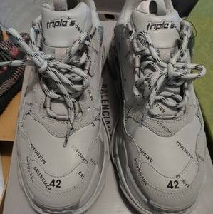 Balenciaga Triple S